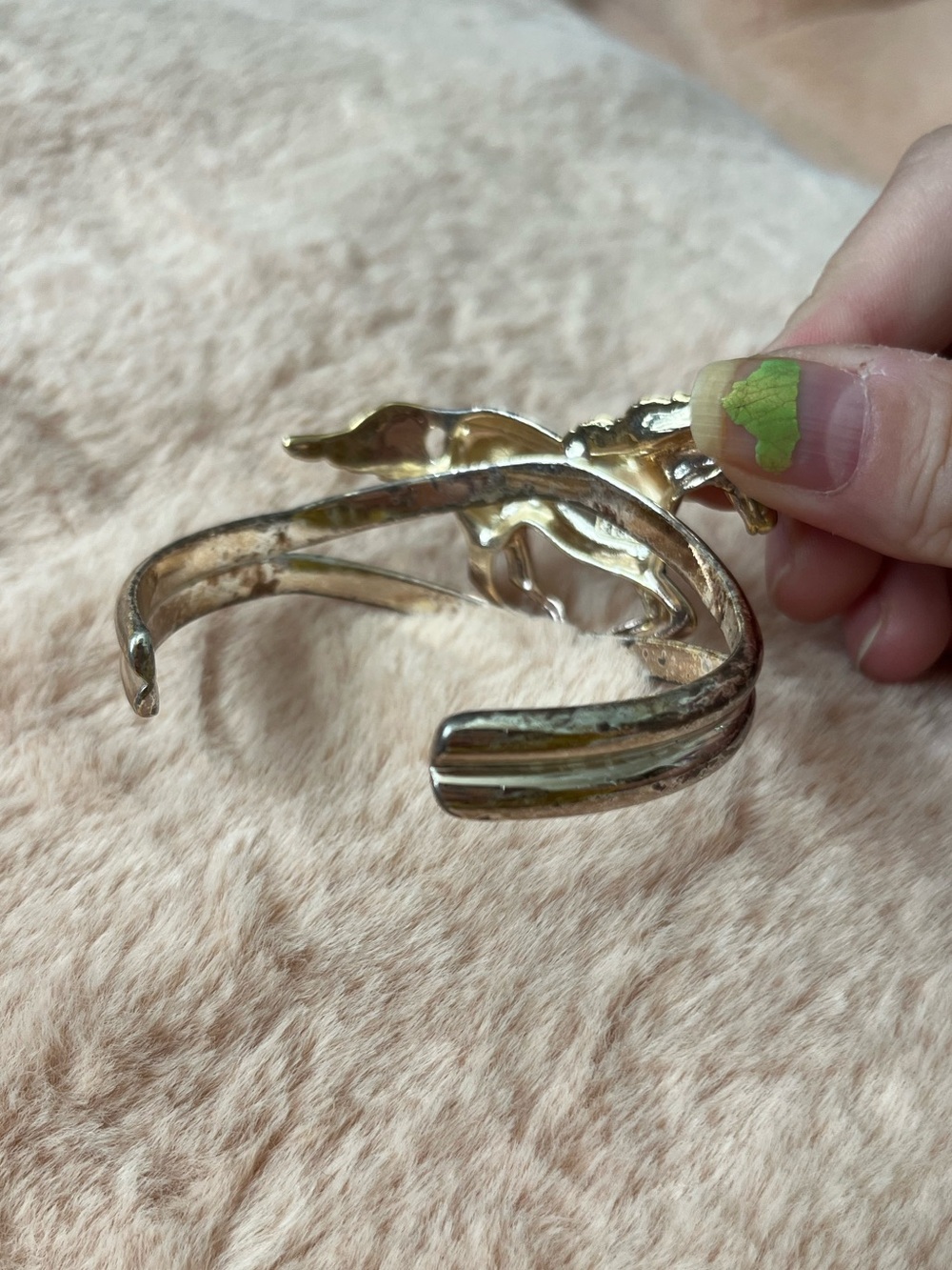 Horse cuff bracelet - Picture 3 of 3